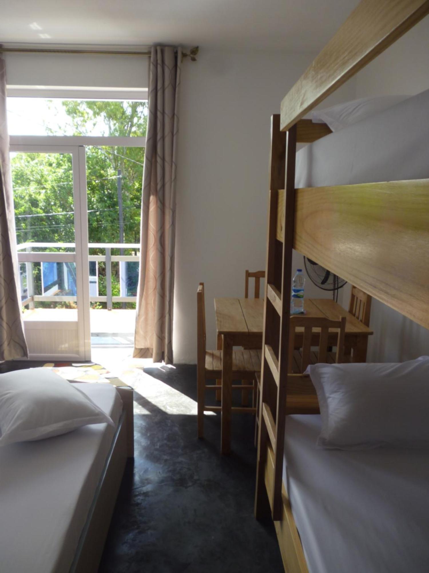 Chez Clenya Guesthouse La Ferme Esterno foto