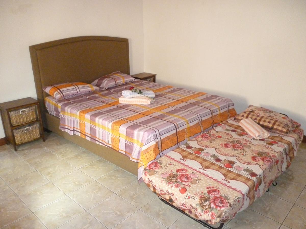 Chez Clenya Guesthouse La Ferme Esterno foto